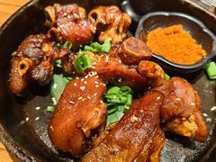 个旧烤猪蹄-云海肴·汽锅鸡·云南菜(高德置地店)