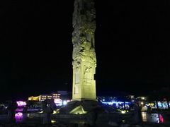 -亚龙湾中心广场