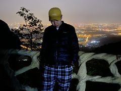 -鬼笑石后山停车场