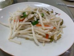芦苇根炒肉丝-梦缘水乡·湖景餐厅