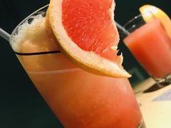 -穹六人间 people 6(岳阳路店)