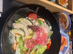 -山川小町·极番烧肉(新地假日广场店)