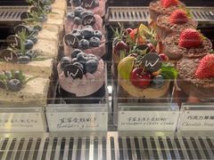 -W COLLECTIVE  DESSERT SHOP
