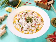 -溪雨观酸菜鱼(莘松路店)