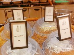 -广州万富希尔顿酒店·感趣自助餐厅·金秋蟹宴生蚝海鲜刺身烧烤