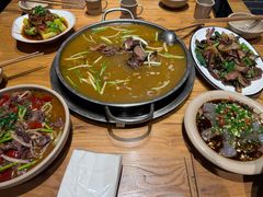 -郑件洋芋饭庄