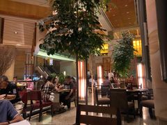 -松山湖凯悦酒店·Café自助餐厅·周末火舞秀表演