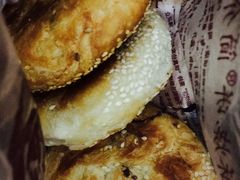全家福-朱记小郑酥烧饼(建康路店)