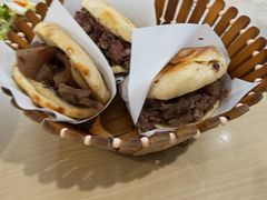 -闫家驴肉老店(华电一校店)