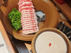 -老牌坊云南鱼豆花火锅(哈西万达店)