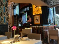 -Mogul Eatery·大亨餐酒馆