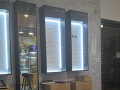 -肆兮眼镜·蔡司·徕卡战略合作店(大坪店)