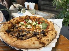 黑松露披萨-O'mills Sourdough Bakery&Bistro(永嘉路店)