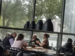 -昆山琶拉帝诗酒店·河畔咖啡厅Riverside Cafe