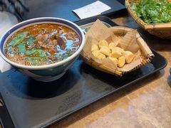 -云阿蛮云南生烫牛肉米线(奉贤路店)