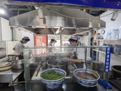 -陇上全荟兰州传统牛肉面(延吉路店)