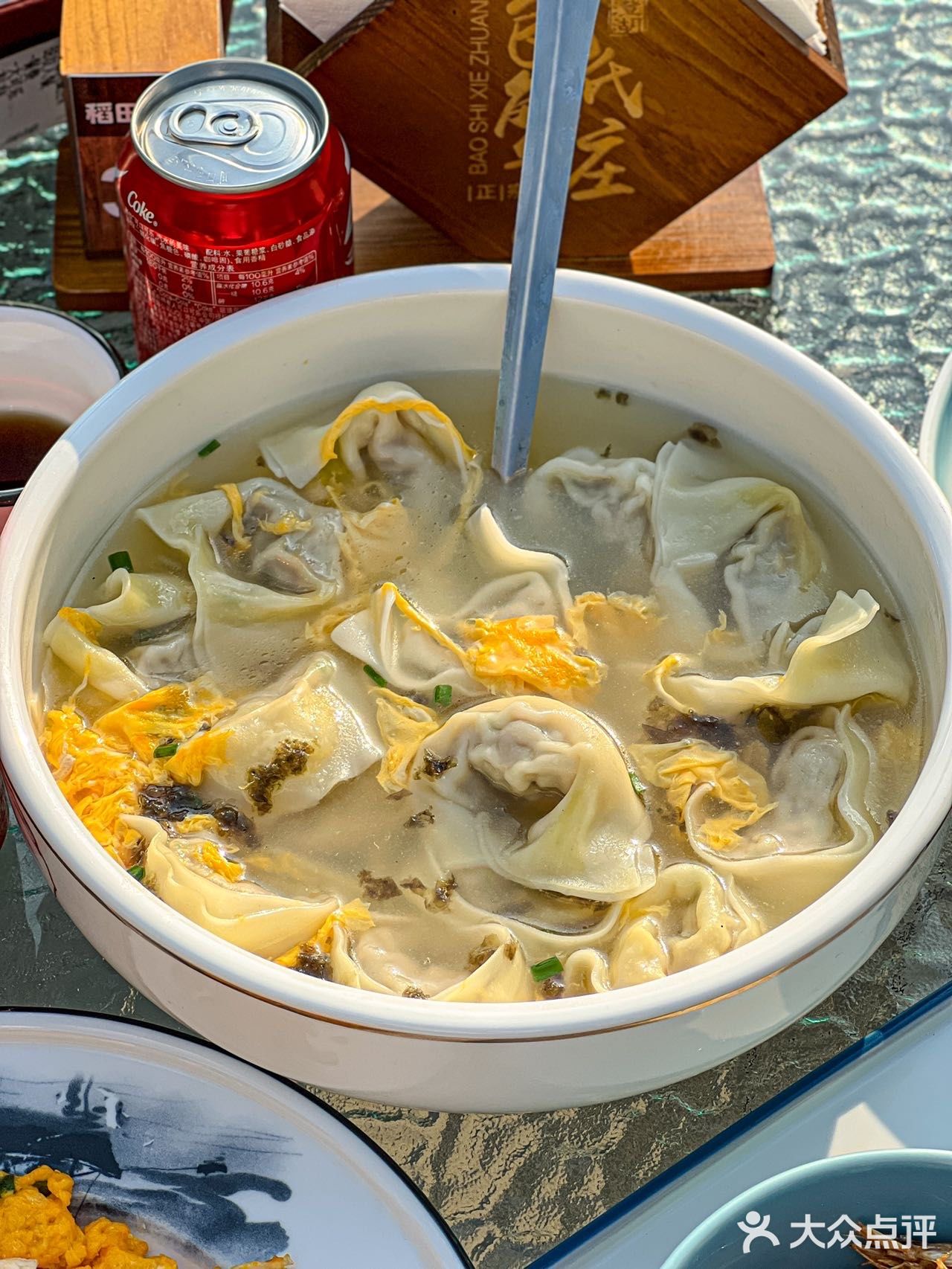 永远可以相信苏州的浪漫🥀稻田边吃大闸蟹