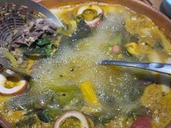 -洱火云南酸菜牛肉火锅(石景山当代商城店)