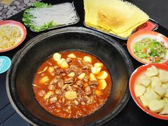 -山河屯铁锅炖(哈西站店)