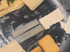 -德天肥牛海鲜火锅(城西银泰店)