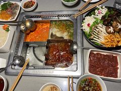 -海底捞火锅(旭辉MALL店)