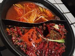 -贰回巷火锅馆(钟楼店)
