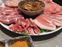 -哈哈碳都·牛肋条无限自助烤肉(台江万达店)