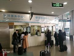 -龙阳路磁悬浮列车总站-停车场