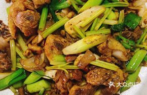 Shagiang Stir-Fried Chicken (Half)
