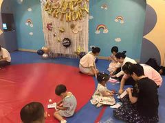-月星环球港赢在起点早教中心·亲子托班早教体验课儿童兴趣班逻辑思维专注力幼小衔接(普陀中心)