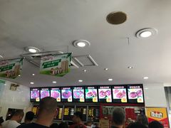 -闫家驴肉老店(华电一校店)