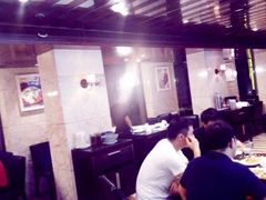 大堂-菲乐餐厅(三十年经营·湖滨路店)