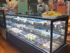 面包甜点陈列柜-新侨三宝乐面包店(崇文门店)