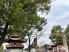 -龙华寺