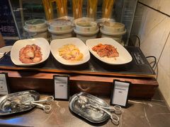 -广州万富希尔顿酒店·感趣自助餐厅·金秋蟹宴生蚝海鲜刺身