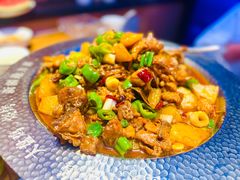 -俭寨大盘鸡·手抓肉·烧烤新疆菜(乌苏路店)