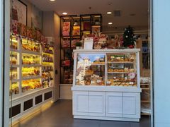 面包甜点陈列柜-美心西饼mx cakes(猎德优托邦店)