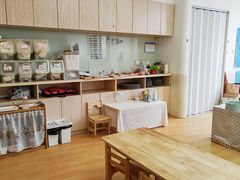 -婴智贝佳蒙特梭利早教托育中心(杨浦店)