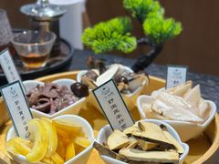 -一善菌·云南菌汤·云南菜(银泰城店)