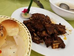 -山明水秀大饭店