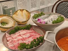 -喃喃椰·糟粕醋·椰子鸡火锅(七堡花园店)
