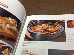 -东口码头·烧鸽子·鱼头泡饼·地方菜(金鹰悦城店)