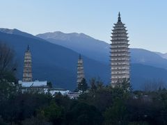 -三塔倒影公园
