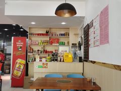 -老何家后安粉·糟粕醋海鲜火锅(三亚湾椰梦长廊店)