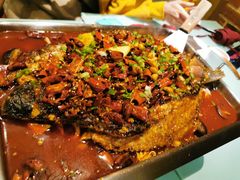 -鸣记脆皮烤鱼(岐山路店)