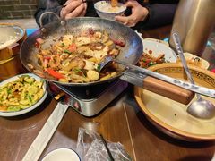 -富正毅三下锅·湘西韵味(天门山索道店)