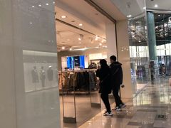 -H&M(鹏欣水游城店)