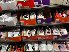 -NIKE上海青浦优选体验店