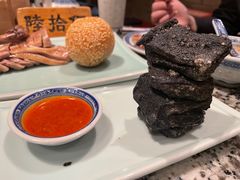 黑芝麻麻团-南京大牌档(崇文门国瑞店)