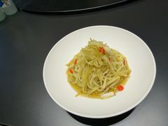 -艳阳天民俗村(公园路店)